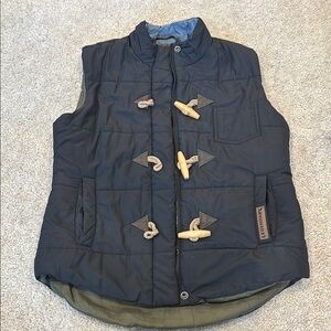 Legendary Whitetails Black Toggle Closure Puffer Vest-Size Small/Medium